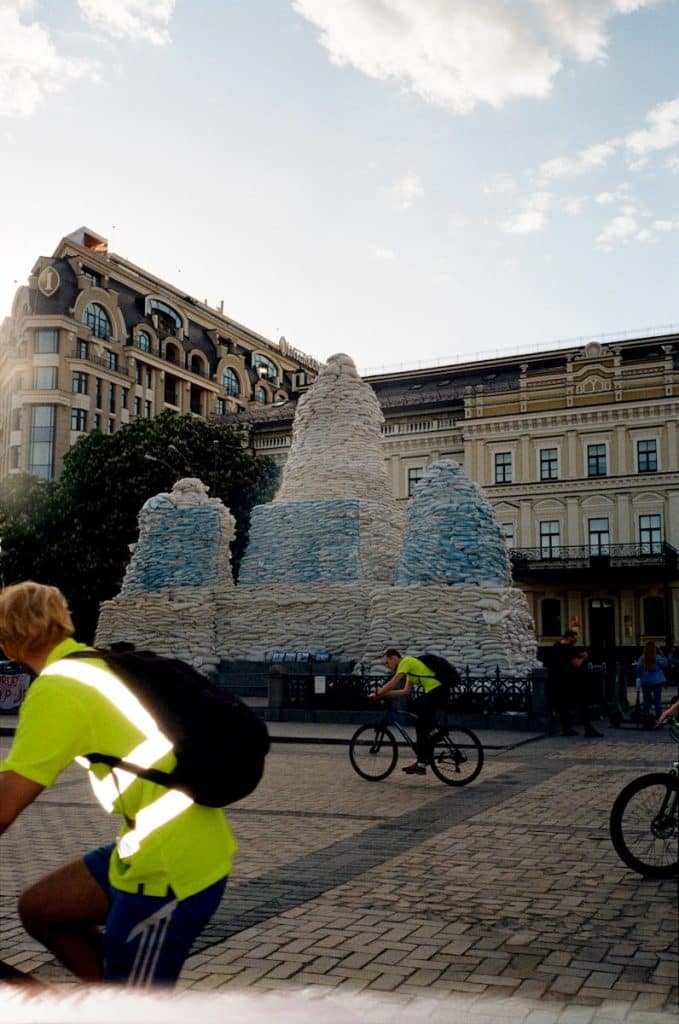 Ethical Rules of War Tours in Ukraine